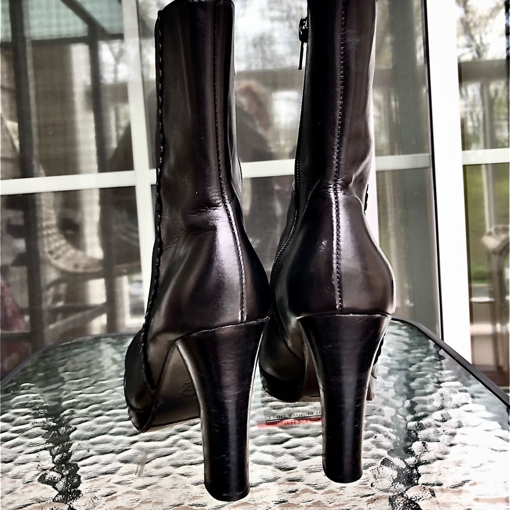 Charles by Charles David Boots Size 7 1/2 - Picture 9 of 15